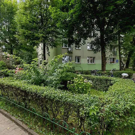 Functional Near Old Town Remote Work By Renters